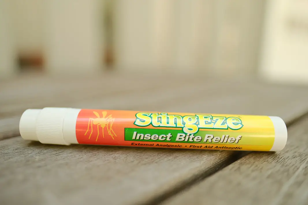 Get Rid of Mosquitoes Safely & Treat Bug Bites | Simply Living NC